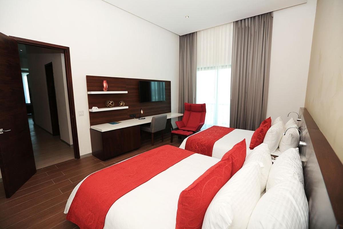 Hotel Marea Vista Ensenada Bagian luar foto