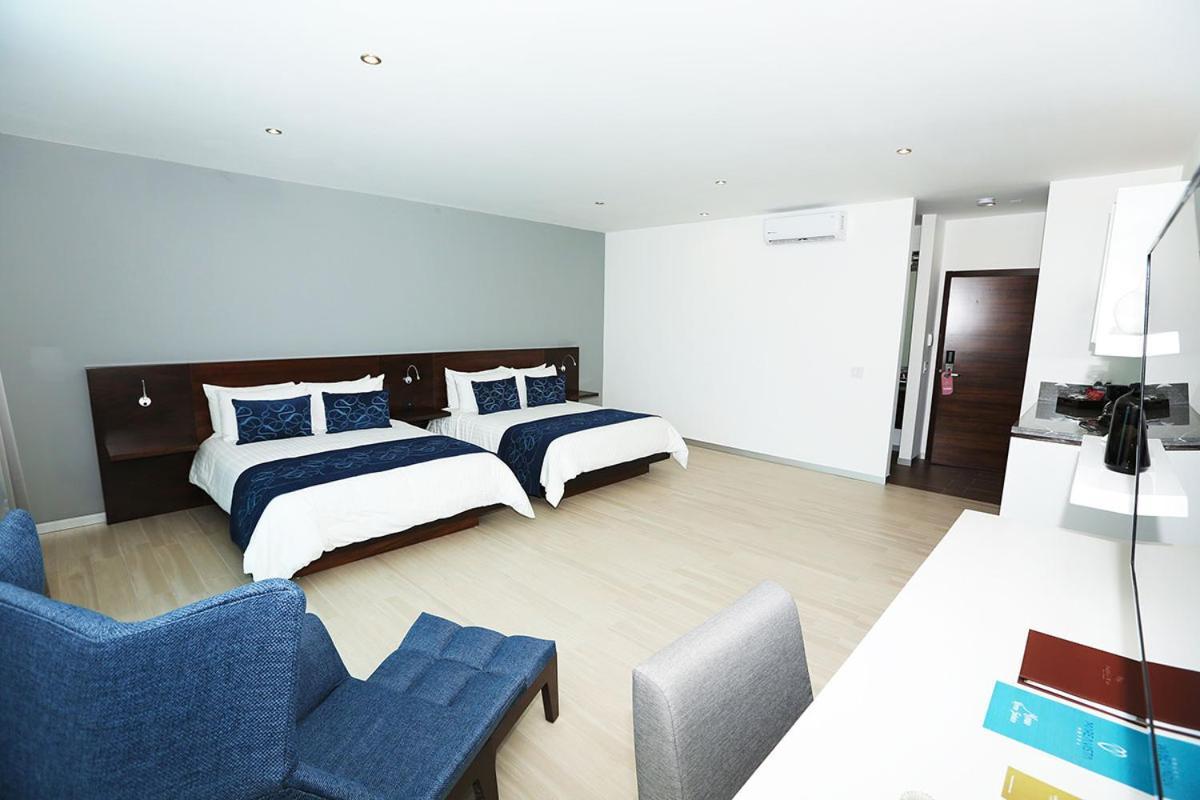 Hotel Marea Vista Ensenada Bagian luar foto