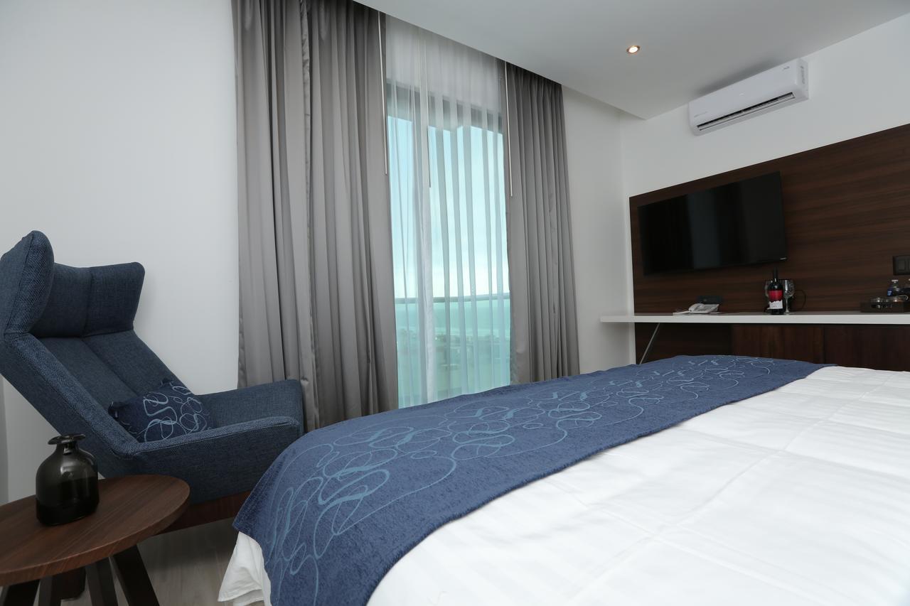 Hotel Marea Vista Ensenada Bagian luar foto